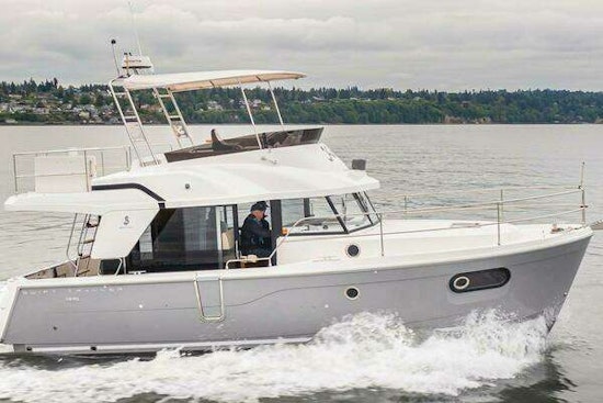 Beneteau Swift Trawler 35 Yacht For Sale