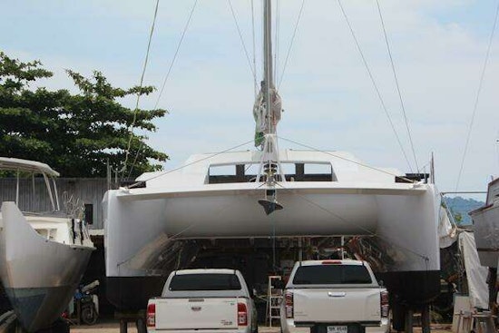 Grainger Barefoot 40 Yacht For Sale