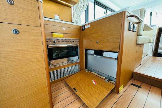 Beneteau Swift Trawler 41 Yacht For Sale
