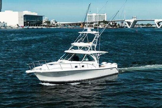 Pursuit OS 385 Offshore Yacht For Sale