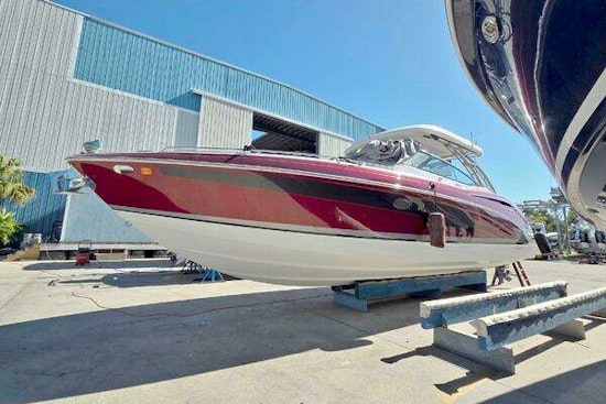 Formula 350 Crossover Bowrider Yacht For Sale