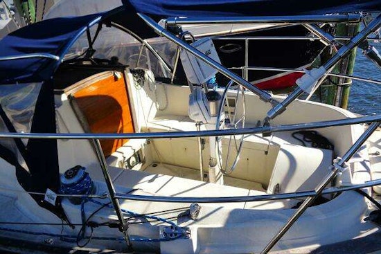 Pacific Seacraft 34 Yacht For Sale
