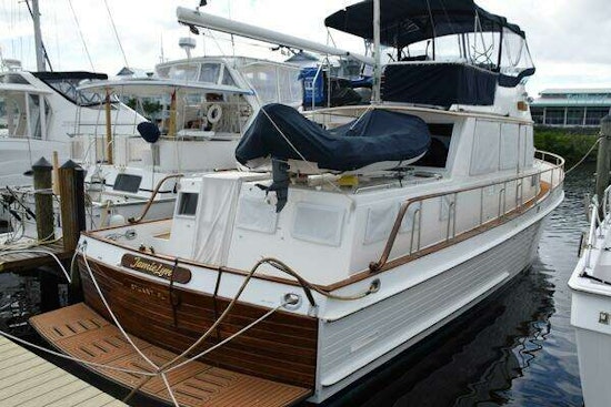 Grand Banks Classic Yacht For Sale
