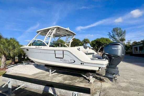 Robalo R317 Yacht For Sale