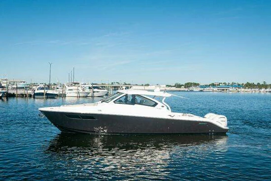 Pursuit DC 365 Dual Console Yacht For Sale