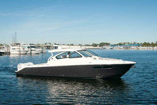 Pursuit DC 365 Dual Console Yacht For Sale