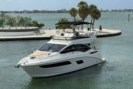 Sea Ray FLY 400 Yacht For Sale