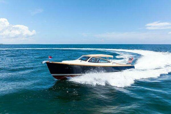 Hinckley Talaria 38R Convertible Yacht For Sale