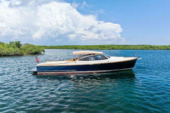 Hinckley Talaria 38R Convertible Yacht For Sale