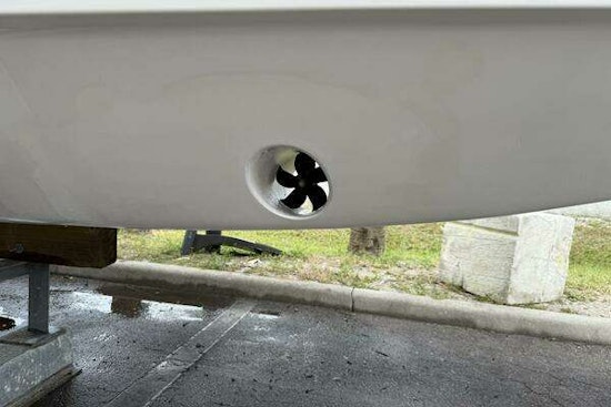 Regal 33 OBX Yacht For Sale