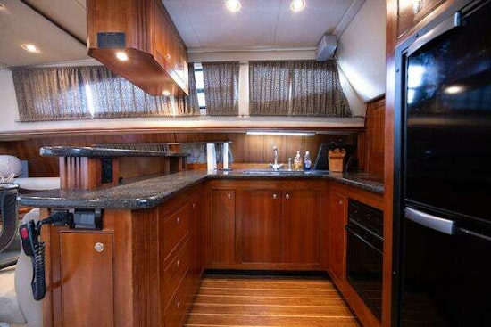 Cruisers Yachts 455 Motor Yacht Yacht For Sale