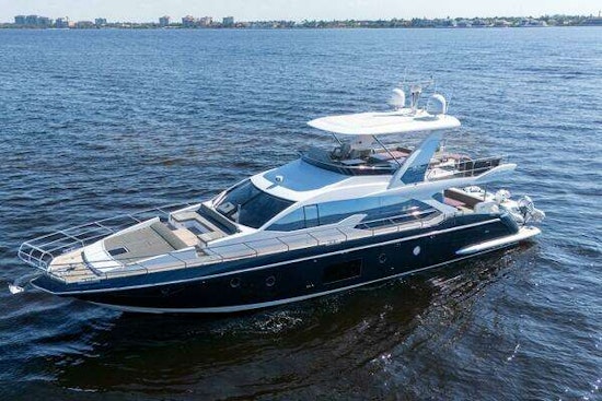 Azimut 66 Flybridge Yacht For Sale