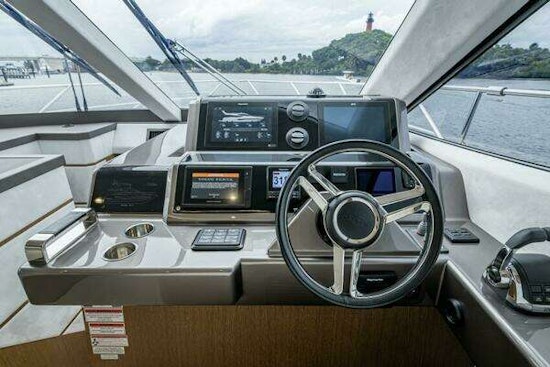 Galeon 550 Fly Yacht For Sale