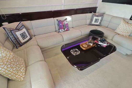 Ferretti Yachts 720 Yacht For Sale