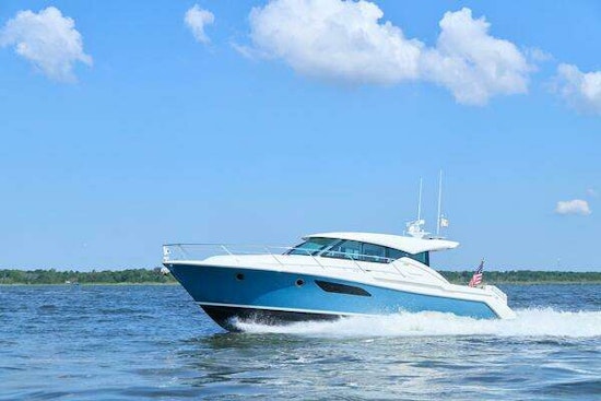 Tiara Yachts C44 Coupe Yacht For Sale