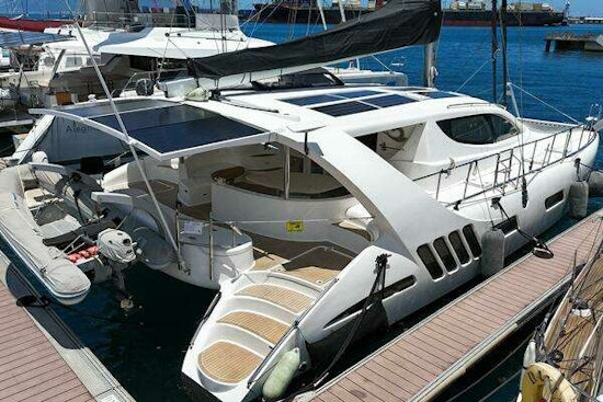 Xquisite Yachts X5 Yacht For Sale