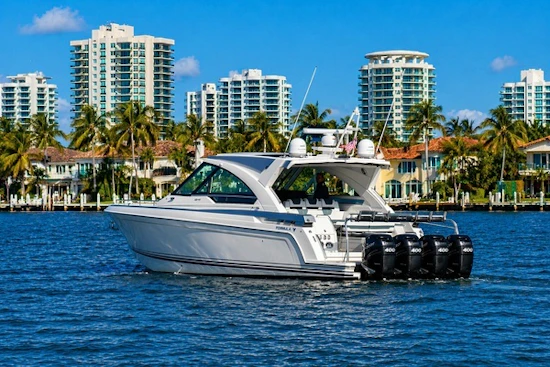 Formula 400 Super Sport Crossover Yacht For Sale