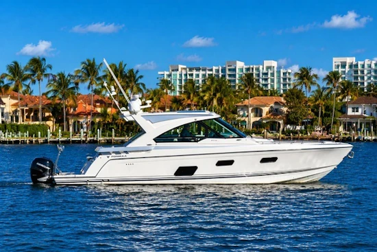 Formula 400 Super Sport Crossover Yacht For Sale