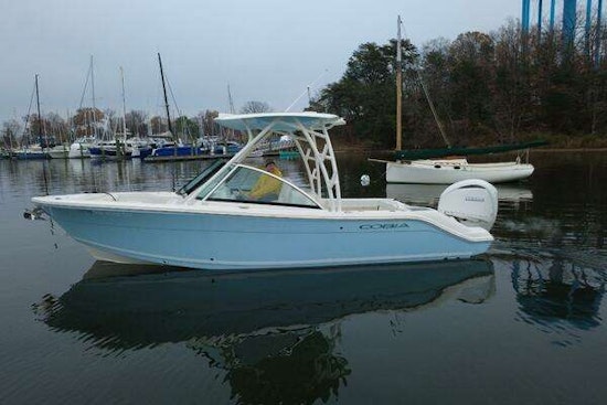 Cobia 240 DC Yacht For Sale