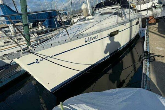 Beneteau  Yacht For Sale