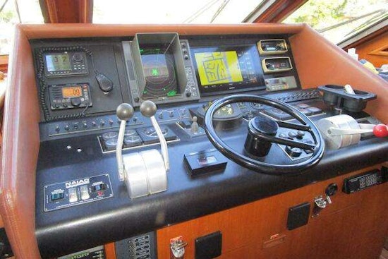 Viking Cockpit Motor Yacht Yacht For Sale