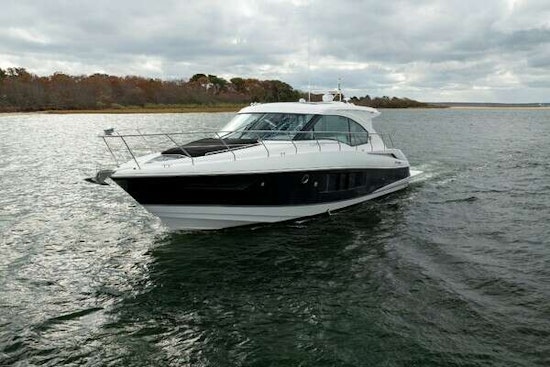 Cruisers Yachts  Yacht For Sale