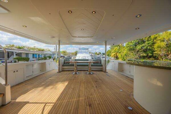 Westport 112 Yacht For Sale