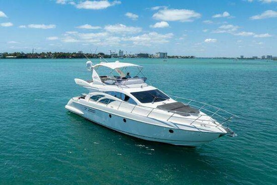Azimut 50 Flybridge Yacht For Sale