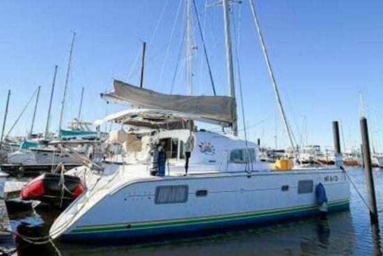 Lagoon 380S Yacht For Sale