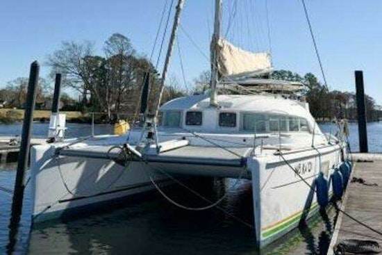 Lagoon 380S Yacht For Sale