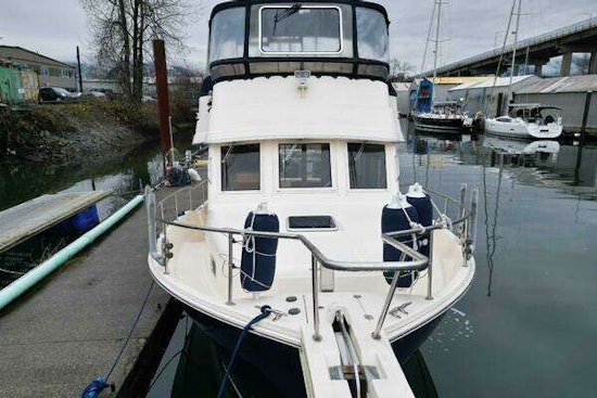 Mainship  Yacht For Sale