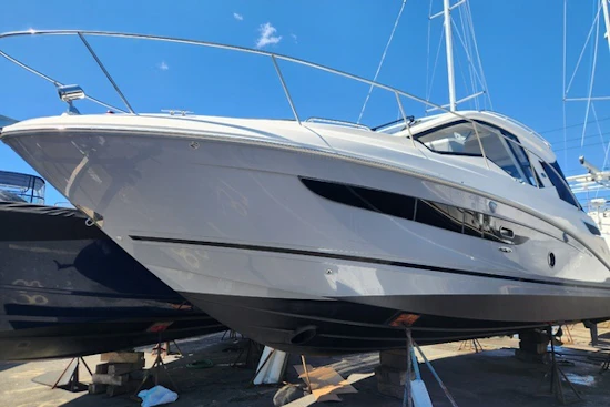 Sea Ray Coupe Yacht For Sale