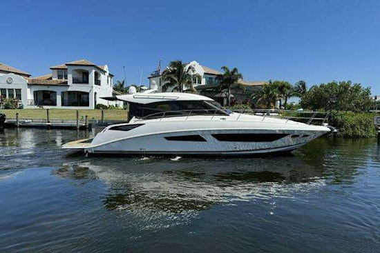 Sea Ray 470 Sundancer Yacht For Sale