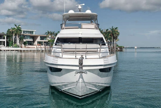 Azimut FLYBRIDGE Yacht For Sale
