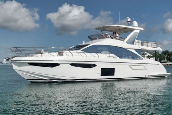 Azimut FLYBRIDGE Yacht For Sale