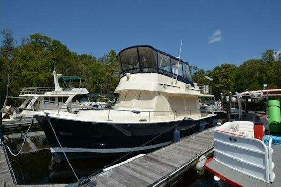 Mainship  Yacht For Sale