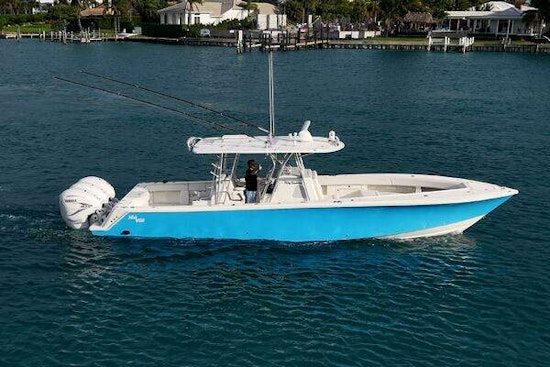 SeaVee 390B Yacht For Sale
