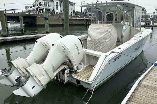 Jupiter Center Console Yacht For Sale