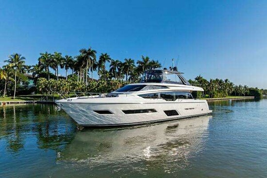 Ferretti Yachts 780 Yacht For Sale
