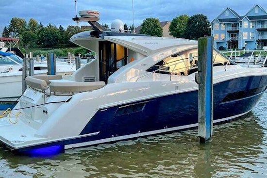 Carver C37 Yacht For Sale