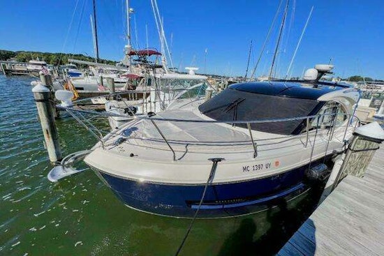 Carver C37 Yacht For Sale