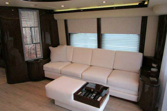 Neptunus Enclosed Skylounge Yacht For Sale