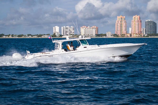 HCB 53 Suenos Yacht For Sale