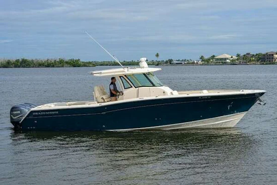 Grady-White Canyon 376 Yacht For Sale