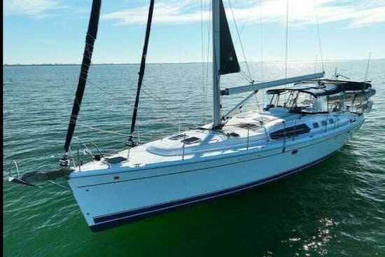 Hunter  Yacht For Sale