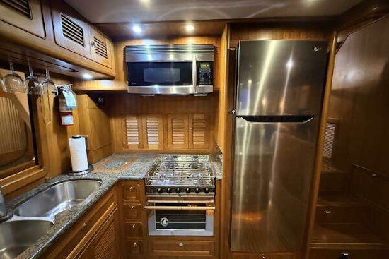 Selene 57 Yacht For Sale