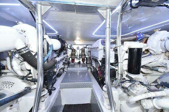 Ocean Yachts 48 Convertible Yacht For Sale