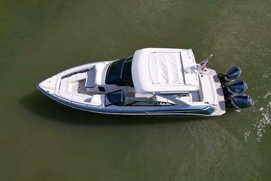 Formula 330 CBR Yacht For Sale