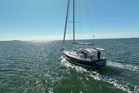 Tartan 400 Yacht For Sale