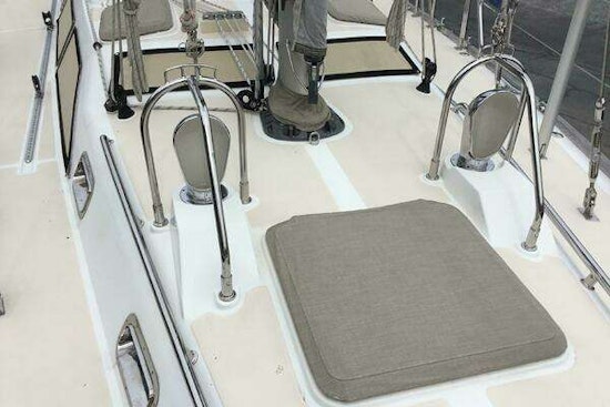 Hylas 46 Yacht For Sale